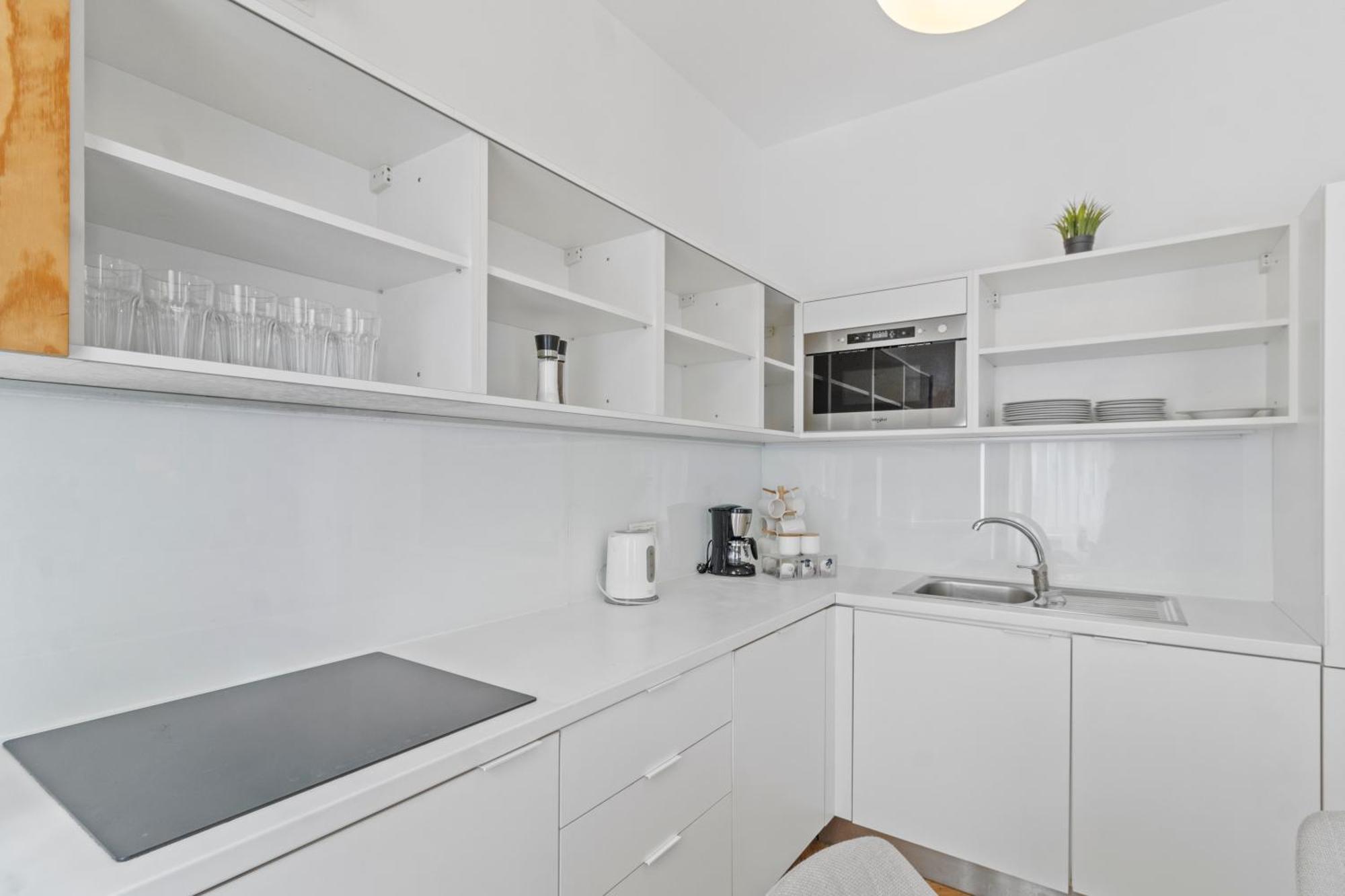 City Apartment, Two Metro Stations To Hauptbahnhof Wenen Buitenkant foto
